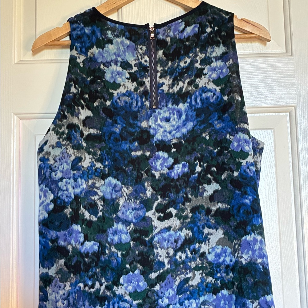 Adrianna Papell Blue and Black Floral Blouse With Black Lace Accents - Picture 4 of 7